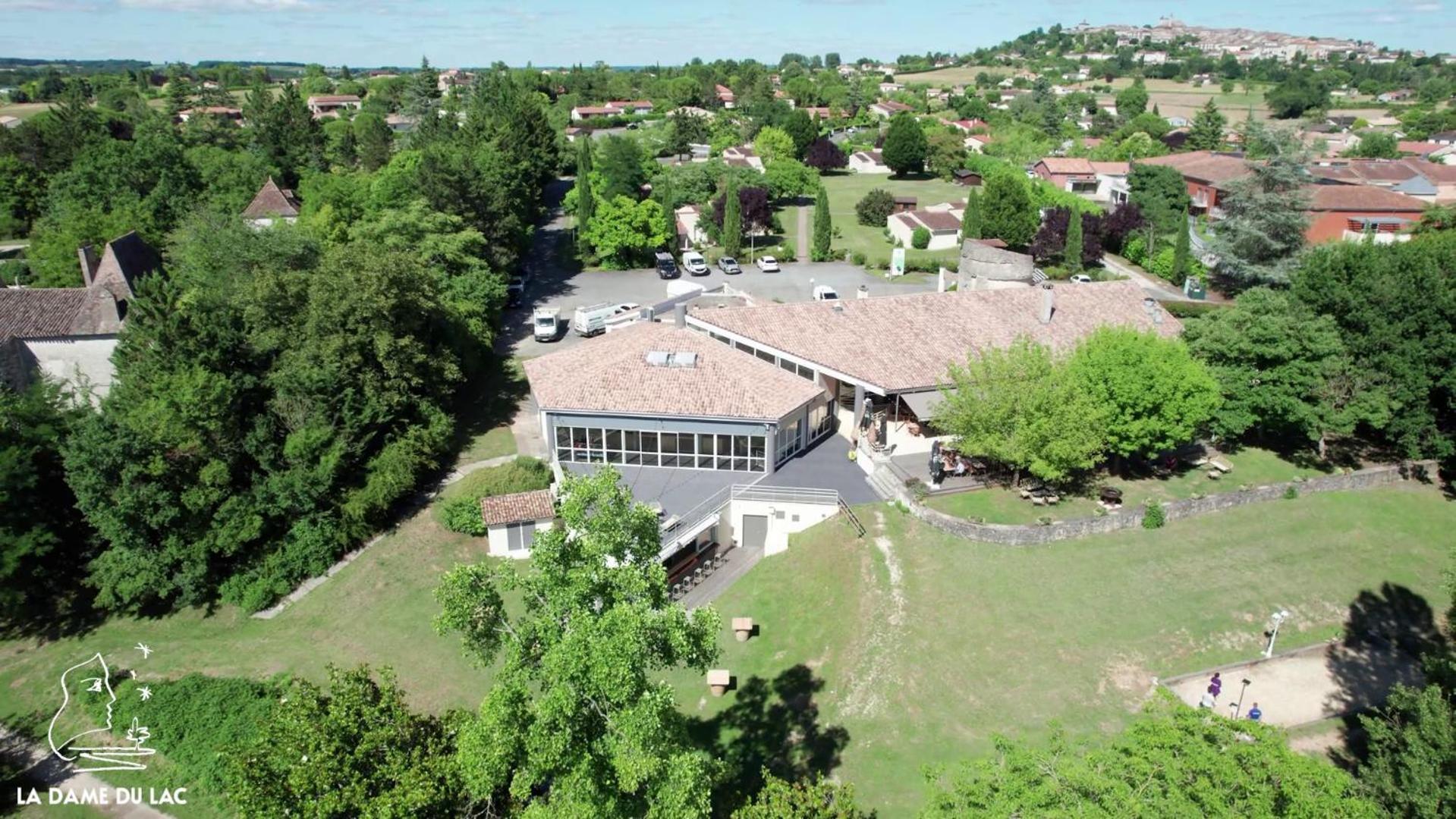 Hotel Restaurant La Dame Du Lac Monflanquin Zewnętrze zdjęcie